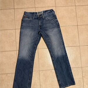 Ariat M4 Jeans Relaxed
Boot Cut Western Cowboy Embroidered Men's 33x34
Low Rise